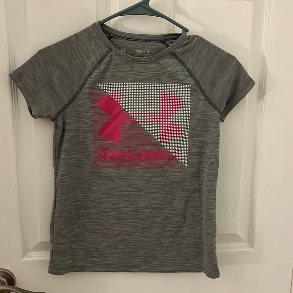athletic shirt